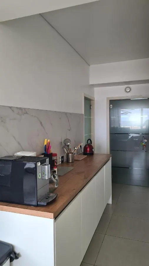 Frontaal Gelijkvloers Seaview 80M² 2 Slp Apartment Ostend